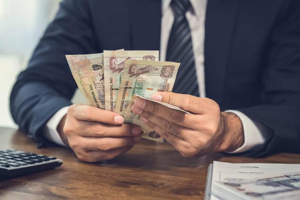 مالیات در دبی و امارات