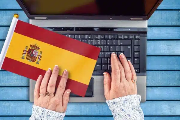 اقامت از طریق ویزای دیجیتال نومد (Digital Nomad Visa)