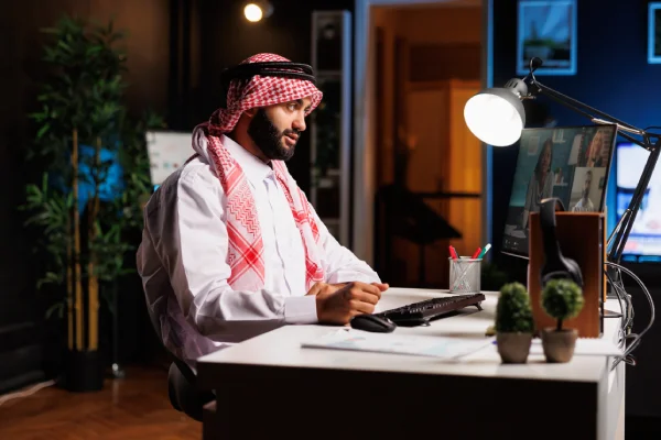 کار و درآمد در دبی