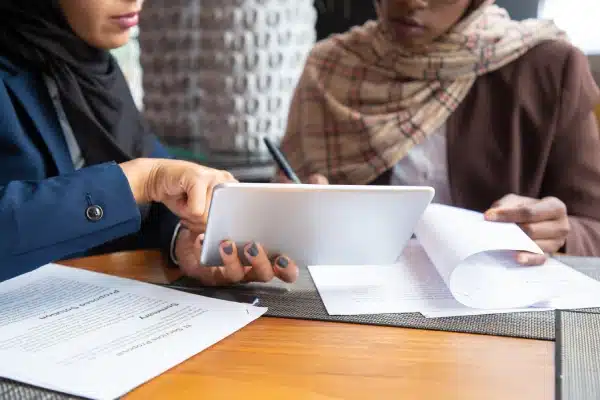 چالش انتخاب اسم عربی برای شرکت در دبی